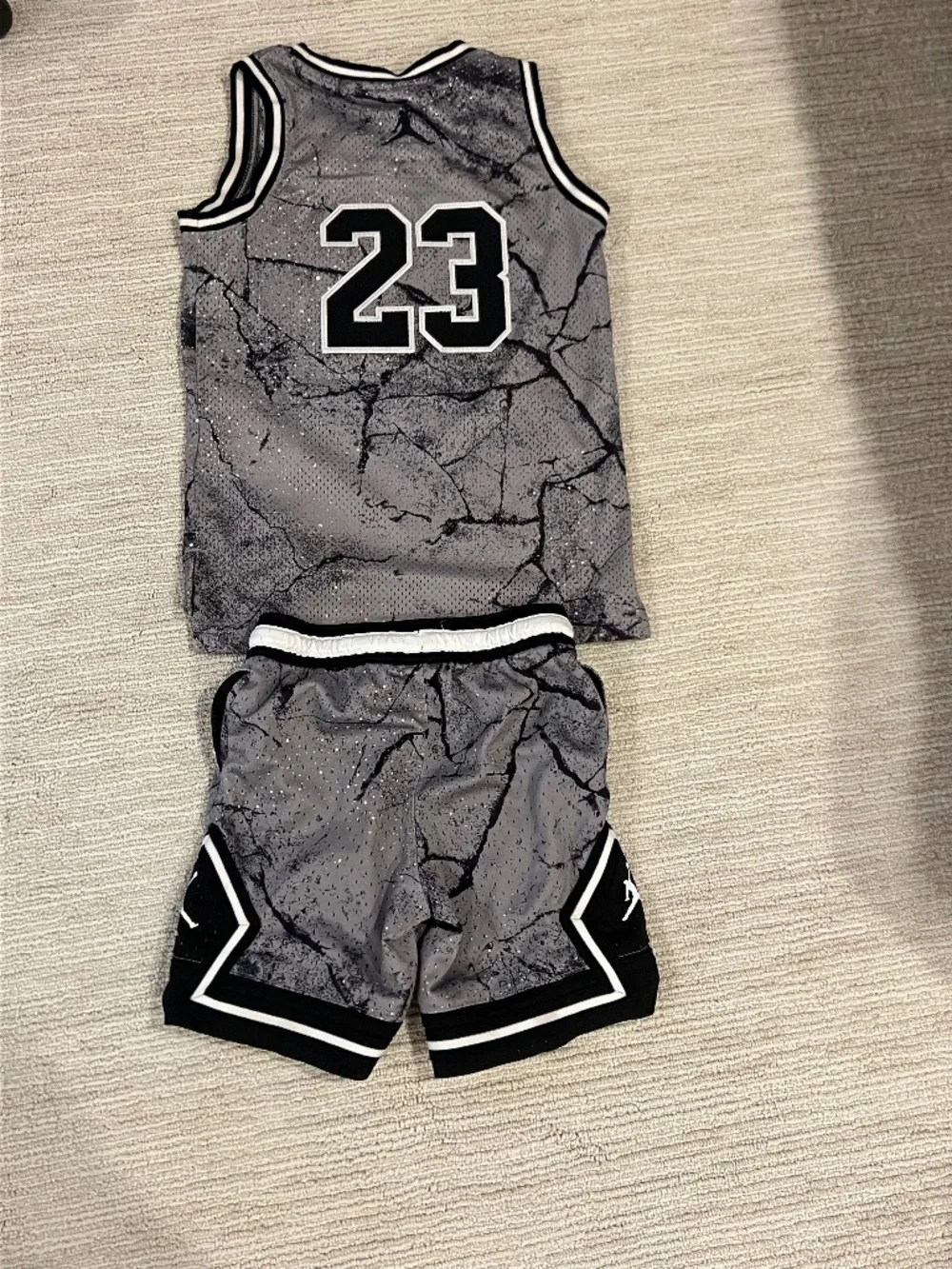 Air Jordan Jersey and Shorts Set - Size 6-7